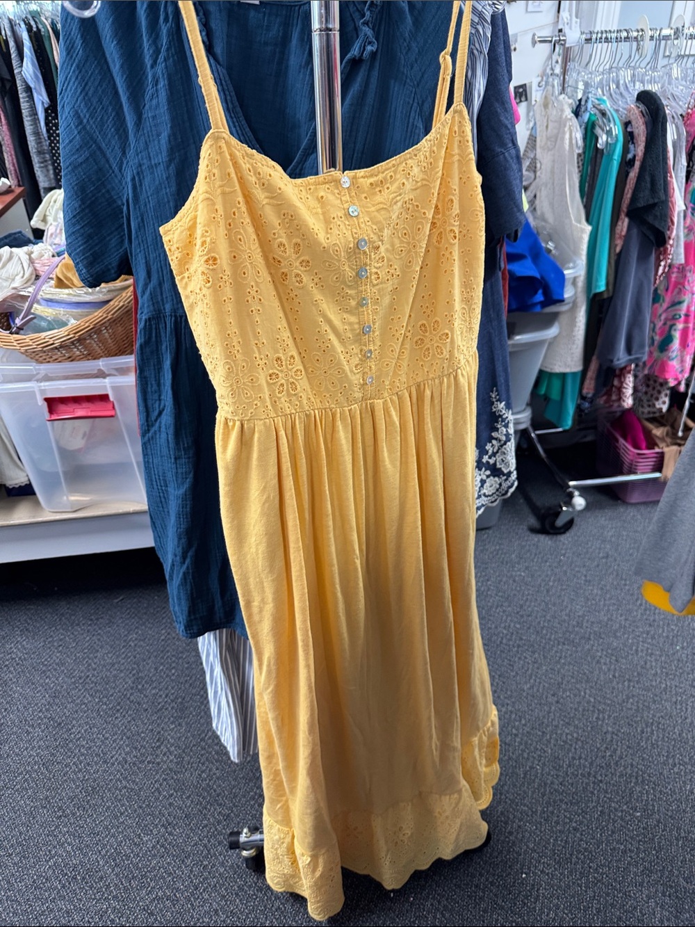 Market and spruce eyelet dress L petite // 091218